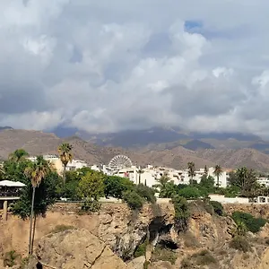 https://apartamentos-2.1costadelsol.com